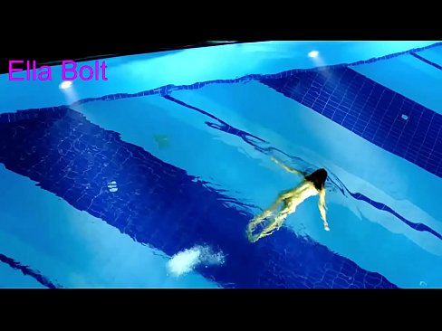 ❤️ Não consigo parar de observar, jovem loira apanhada nadando nua na piscina do resort ELLA BOLT Porno vídeo em pt-br.goodseller.top ❌❤