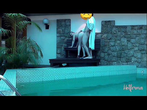 ❤️ Chefe convida empregada para a piscina, mas não conseguiu resistir a um Porno vídeo em pt-br.goodseller.top ❌❤